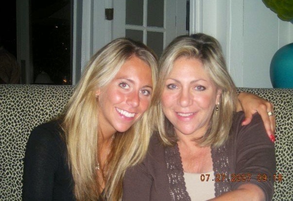 /images/pfpphotos/uploads/HP0035/HP0035.Gall.me mom red rock fave.JPG